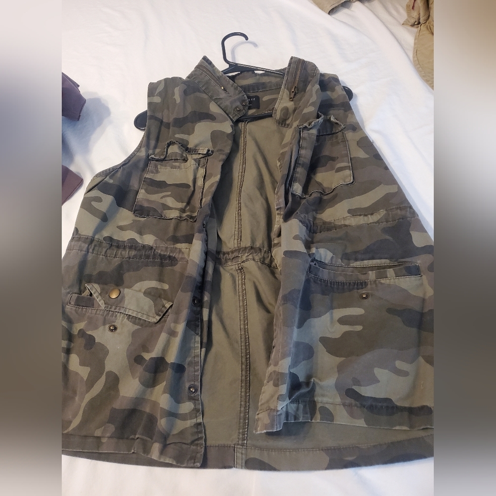 Camo vest